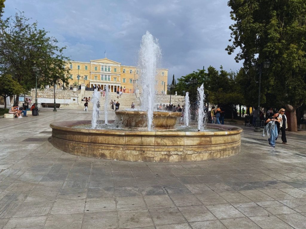 Piazza Syntagma ad Atene