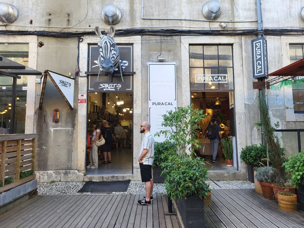 LX Factory nel quartiere Alcantara