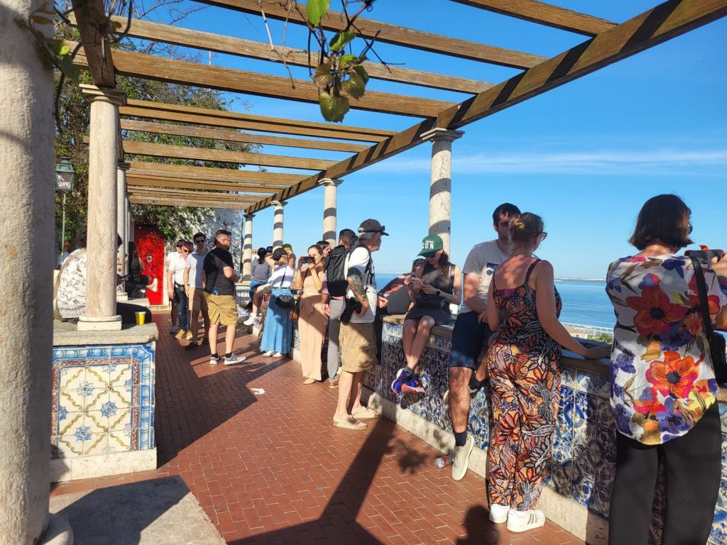 Miradouro de Santa Luzia, durante uno dei viaggi di Alex Bulla