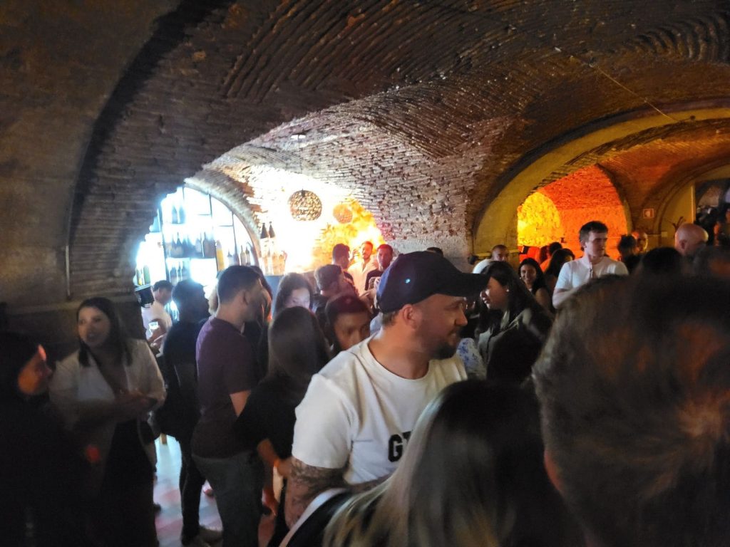 Serata nel Bairro Alto, in un viaggio di 5 giorni a Lisbona