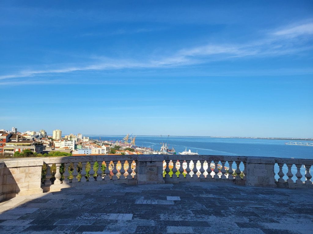 Terrazza panoramica del Panteon di Lisbona